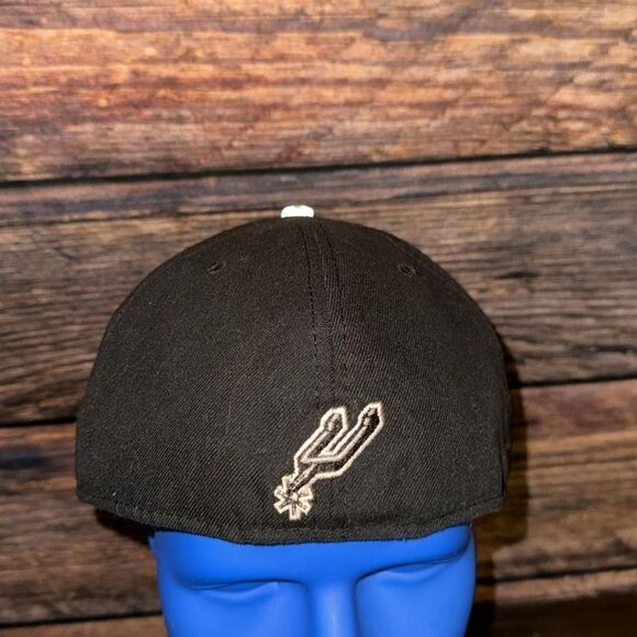 New Era 59Fifty Spurs Hat with Reflective Rim fitted 7-5/8 - Picture 5 of 7